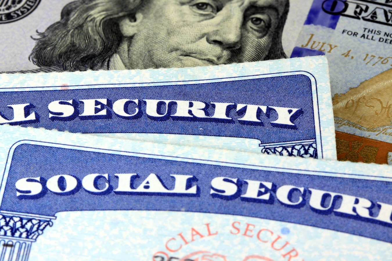 new-bill-shakes-up-social-security-benefits-by-eliminating-the