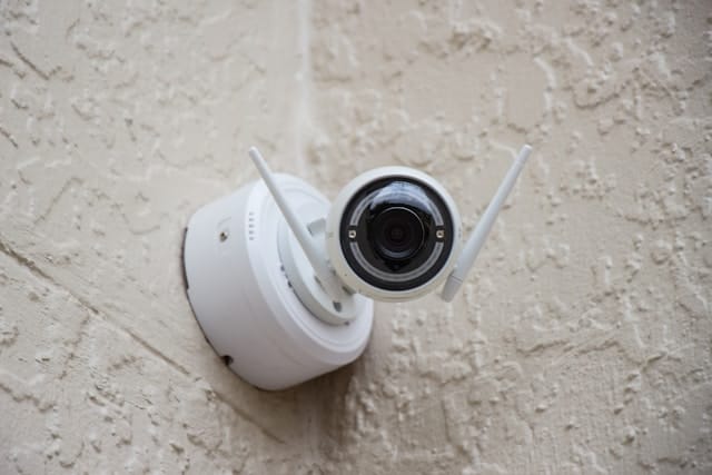 how-to-choose-the-right-security-camera-system-for-your-needs